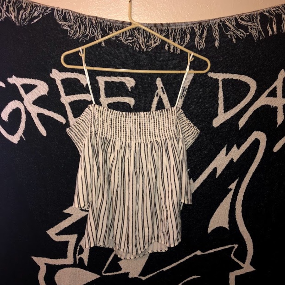 FREE FLOWS CREAM STRIPED OFF-THE-SHOULDER TOP